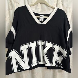 Nike Women's Black and White Oversized Jersey Top